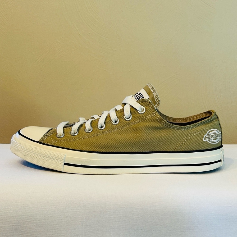 Converse Dickies Chuck Taylor Low-Top Men’s Sneakers